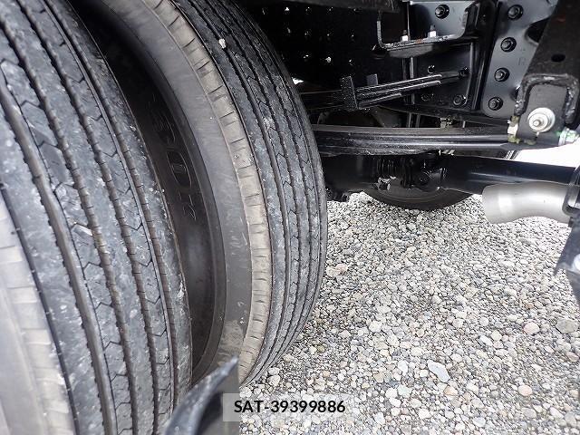 Mitsubishi CANTER 2026-06 8878974-5