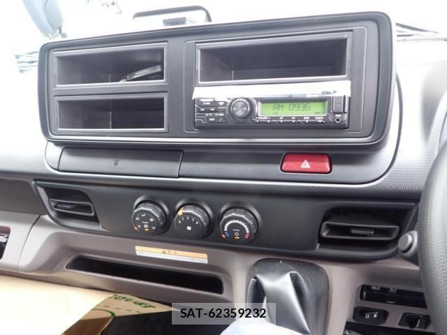 Mitsubishi CANTER 2026-06 8878975-16