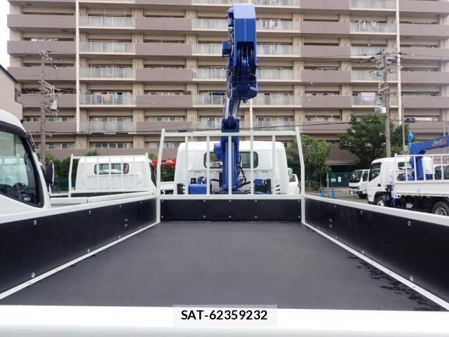 Mitsubishi CANTER 2026-06 8878975-4