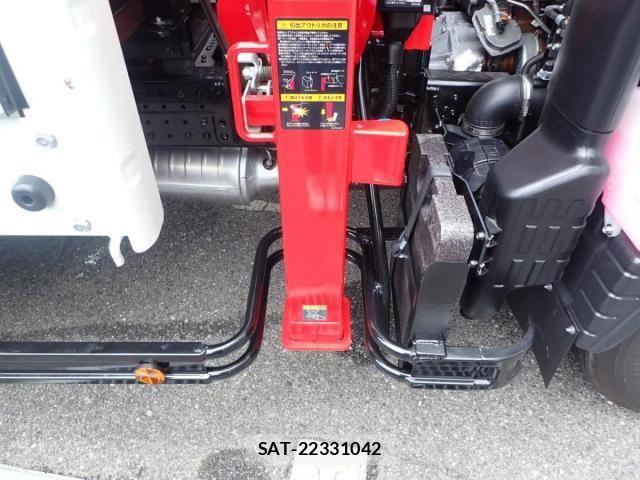 Mitsubishi CANTER 2026-06 8878973-9