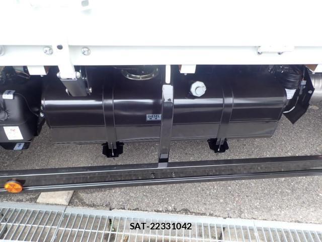 Mitsubishi CANTER 2026-06 8878973-10