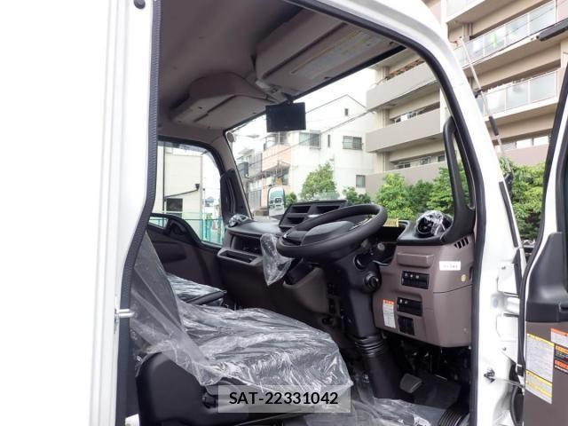 Mitsubishi CANTER 2026-06 8878973-14