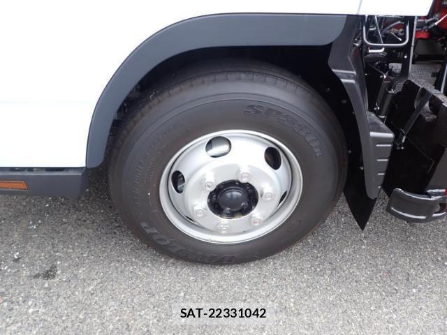 Mitsubishi CANTER 2026-06 8878973-26
