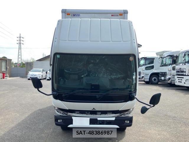 Mitsubishi CANTER 2026-05 8878981-21
