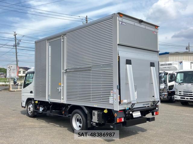 Mitsubishi CANTER 2026-05 8878981-3