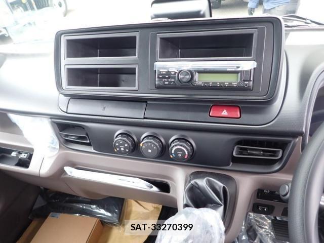 Mitsubishi CANTER 2026-06 8878986-11