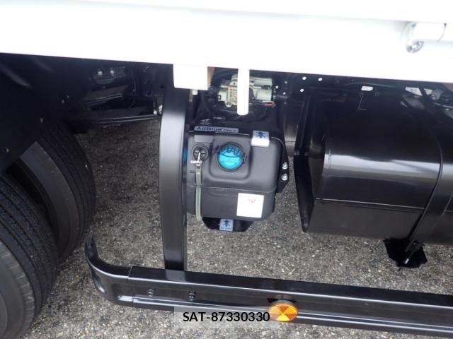 Mitsubishi CANTER 2026-06 8878972-9