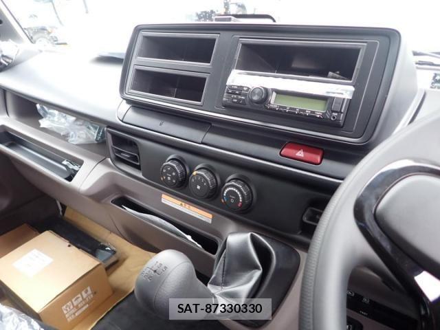 Mitsubishi CANTER 2026-06 8878972-15