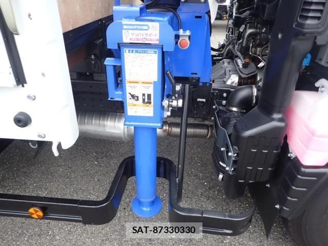 Mitsubishi CANTER 2026-06 8878972-27