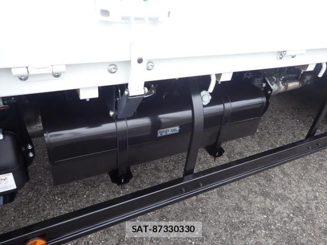 Mitsubishi CANTER 2026-06 8878972-8
