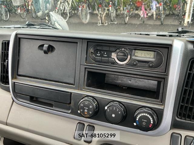 Mitsubishi CANTER 2016-05 8879006-13