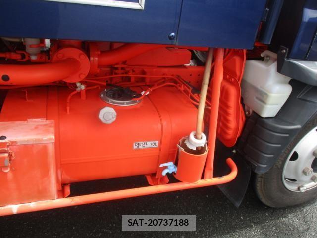 Mitsubishi CANTER 2019-05 8878989-11