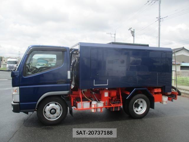 Mitsubishi CANTER 2019-05 8878989-6