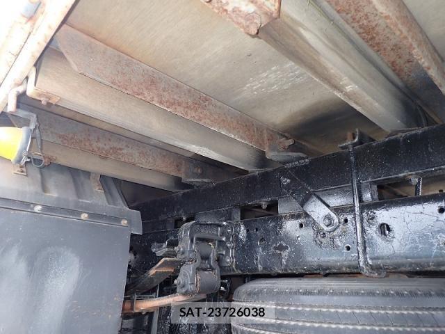 Mitsubishi CANTER 2008-09 8878999-17