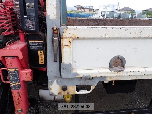 Mitsubishi CANTER 2008-09 8878999-27