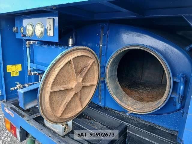 Mitsubishi CANTER 2003-09 8879000-9