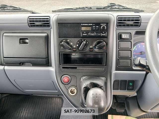 Mitsubishi CANTER 2003-09 8879000-15
