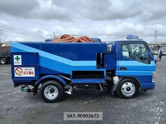 Mitsubishi CANTER 2003-09 8879000-6