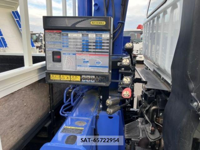 Mitsubishi CANTER 2018-11 8878982-9