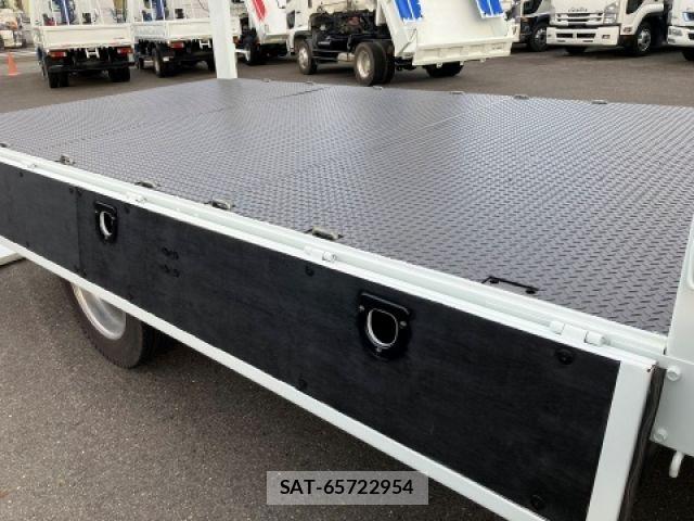 Mitsubishi CANTER 2018-11 8878982-14