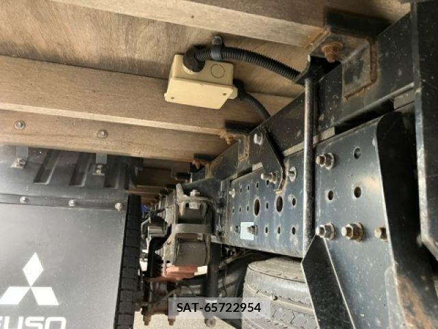 Mitsubishi CANTER 2018-11 8878982-17