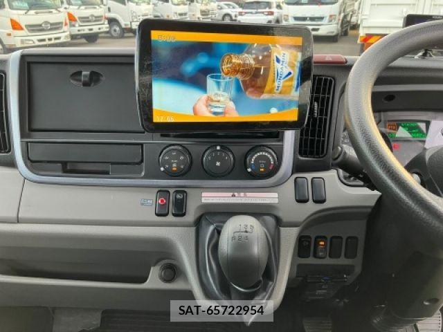 Mitsubishi CANTER 2018-11 8878982-21