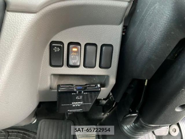 Mitsubishi CANTER 2018-11 8878982-25