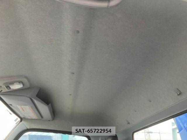 Mitsubishi CANTER 2018-11 8878982-29