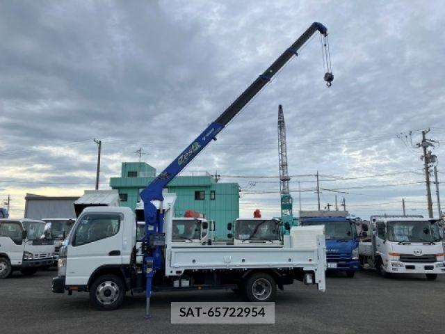 Mitsubishi CANTER 2018-11 8878982-6