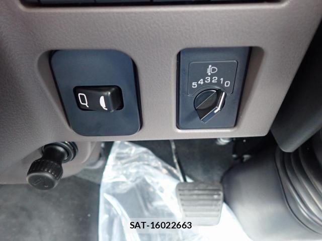 Mitsubishi CANTER 2026-06 8878987-16