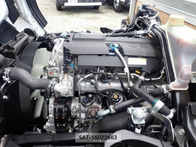 Mitsubishi CANTER 2026-06 8878987-24