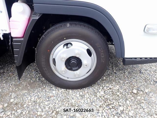 Mitsubishi CANTER 2026-06 8878987-28