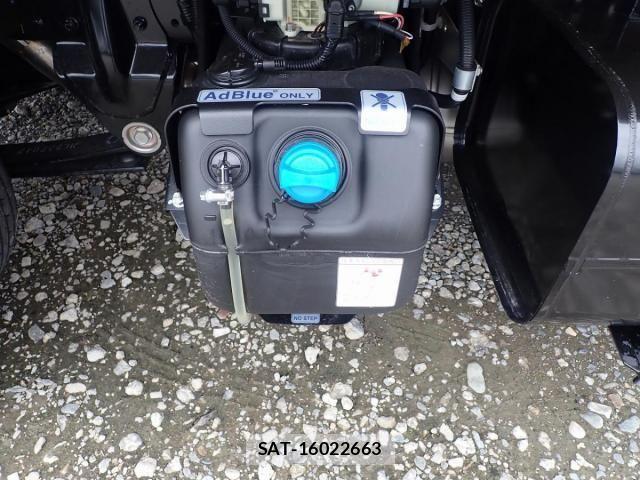 Mitsubishi CANTER 2026-06 8878987-8