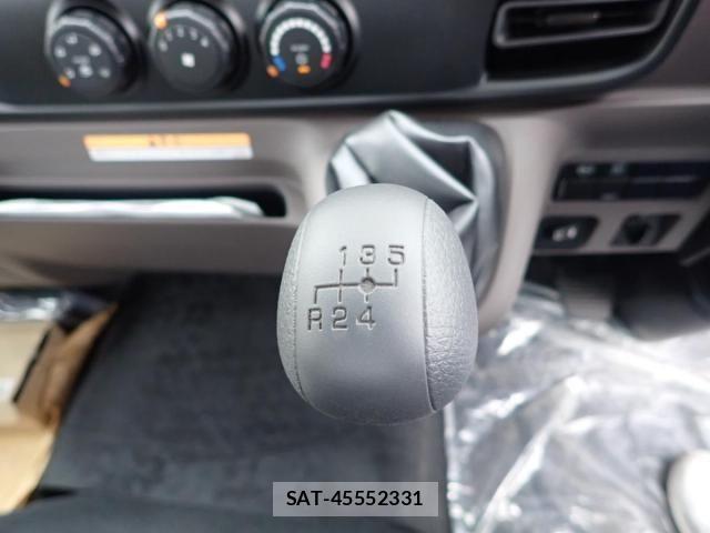 Mitsubishi CANTER 2026-06 8878980-20