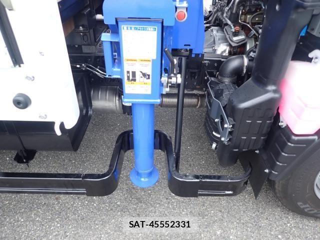 Mitsubishi CANTER 2026-06 8878980-8