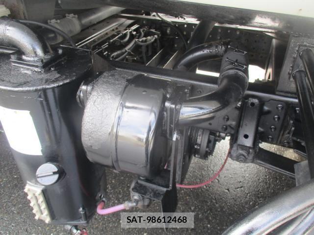 Mitsubishi CANTER 2016-06 8879003-15