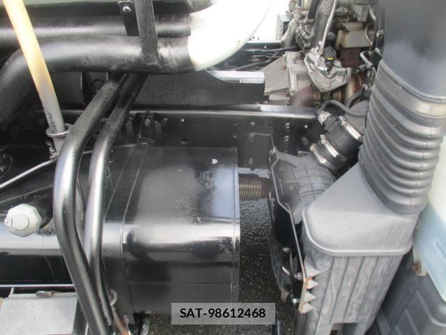 Mitsubishi CANTER 2016-06 8879003-7