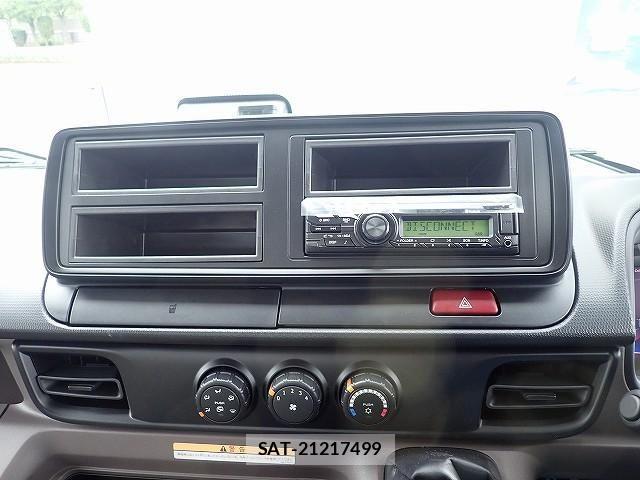 Mitsubishi CANTER 2026-06 8878978-17