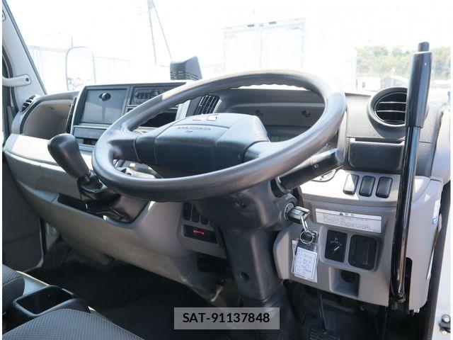 Mitsubishi CANTER 2019-07 8879002-21