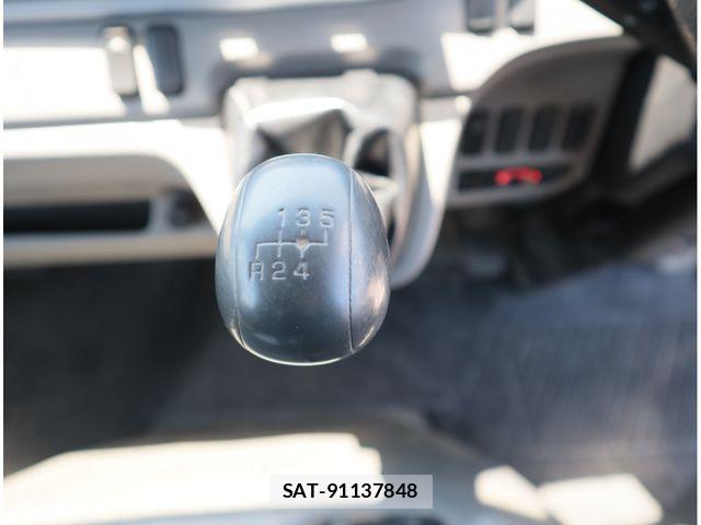Mitsubishi CANTER 2019-07 8879002-23