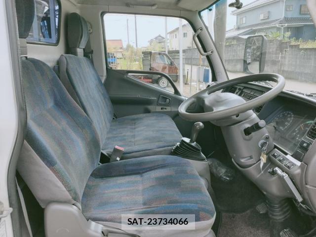 Mitsubishi CANTER GUTS 1999-09 1235289-13