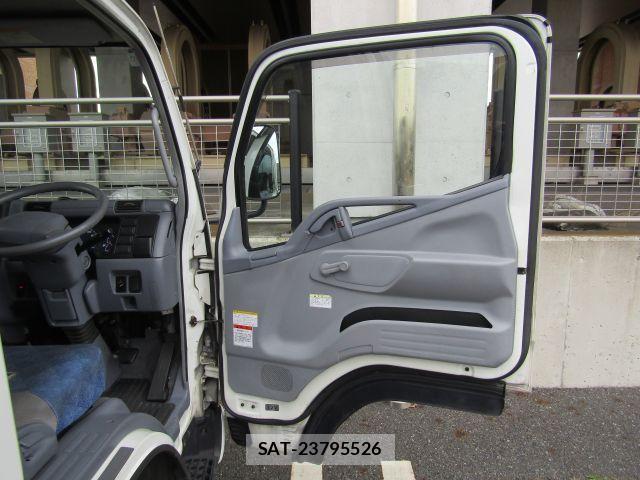 Mitsubishi CANTER GUTS 2006-06 1411633-13