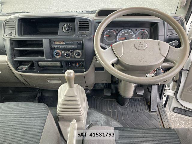 Mitsubishi CANTER GUTS 2015-10 1488841-6