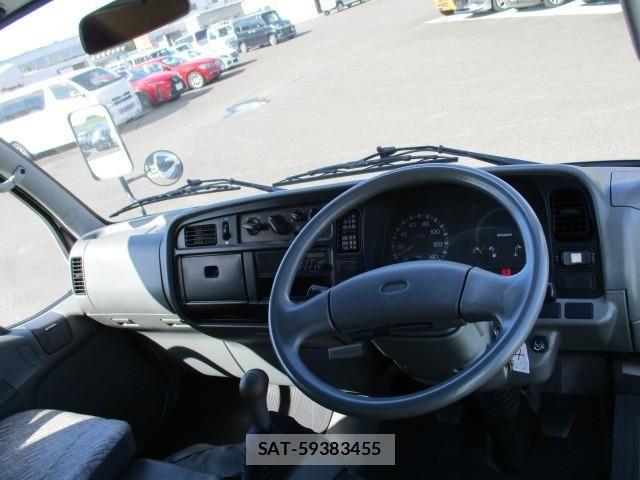 Mitsubishi CANTER GUTS 1996-09 1741638-25