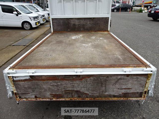 Mitsubishi CANTER GUTS 2006-06 4321233-4