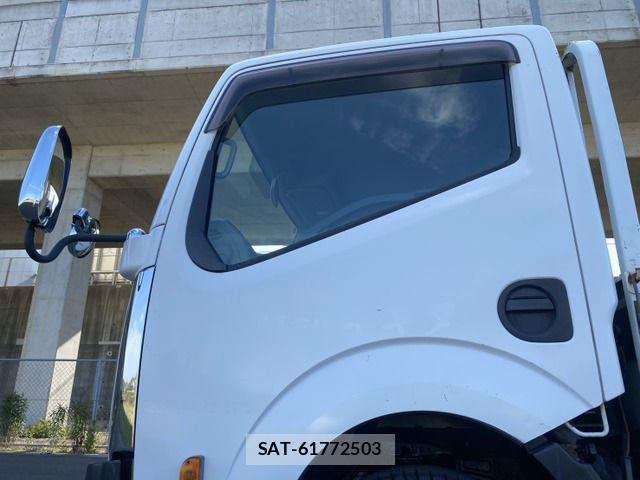Mitsubishi CANTER GUTS 2015-11 6750996-16
