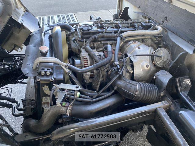 Mitsubishi CANTER GUTS 2015-11 6750996-7