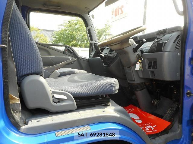 Mitsubishi CANTER GUTS 2011-01 6903029-13