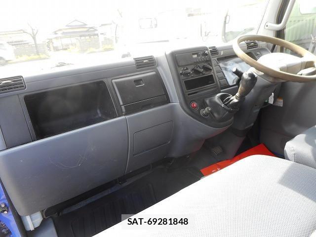 Mitsubishi CANTER GUTS 2011-01 6903029-17