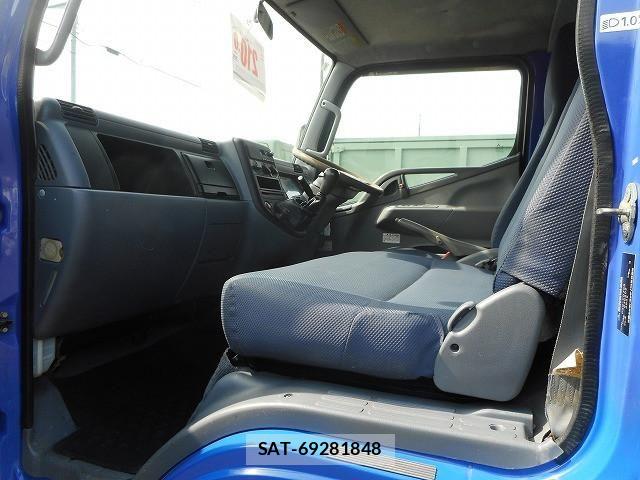 Mitsubishi CANTER GUTS 2011-01 6903029-18